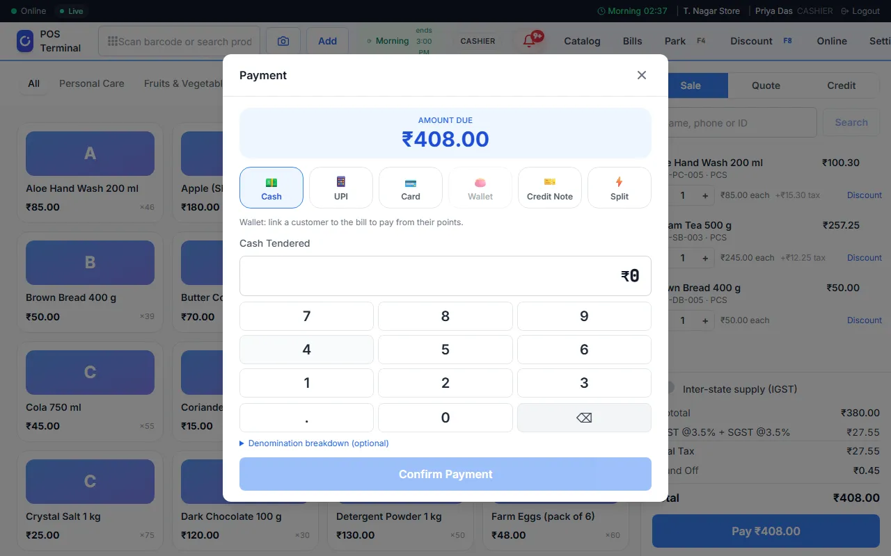 The POS app asks how the customer will pay